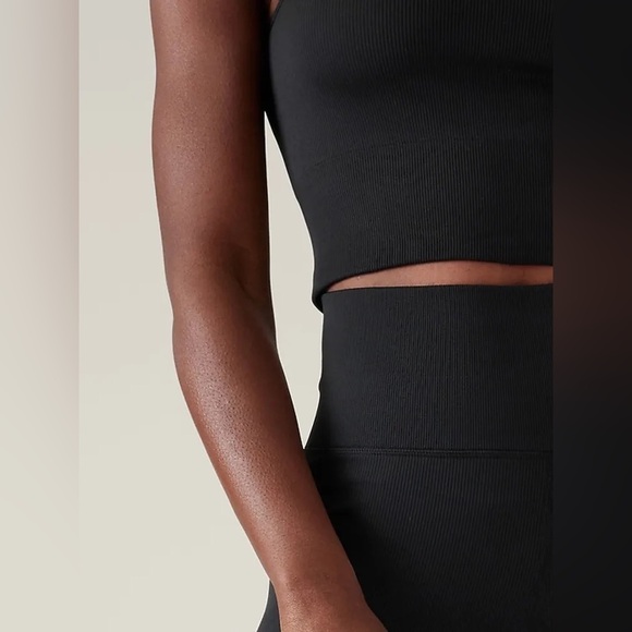 *NWOT* ATHLETA AURORA SEAMLESS LEGGING - Black - Picture 3 of 7